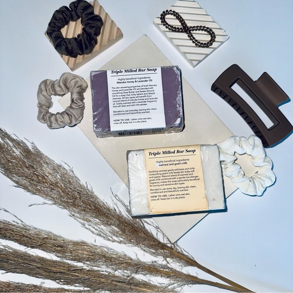 NATURES BLEND Lavender & Manuka Honey + Oatmeal & Goats Milk Soap Bars - Picture 2 of 2